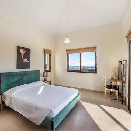 빌라 In Sleeps 6 Includes Swimming Pool Air Con And Wifi 1 *